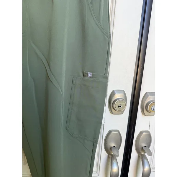 FIGS Women Relaxed Uman Jogger Scrub Pants Olive Green High Waisted Size XXL NWT - Image 4