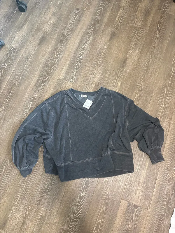 Free People sweatshirt - Image 3