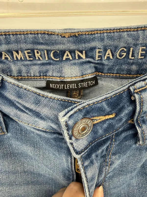 American Eagle Women Distressed High Rise Next Level Stretch Jeans 6 Regular - Image 3
