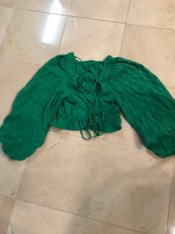Green Top - Image 2
