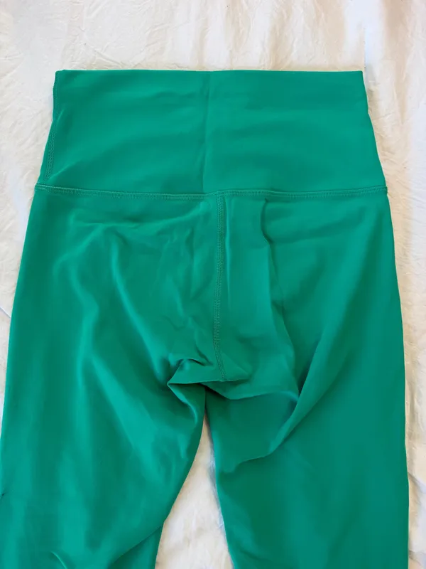 Lululemon Emerald Green Wunder Train Leggings - Image 2