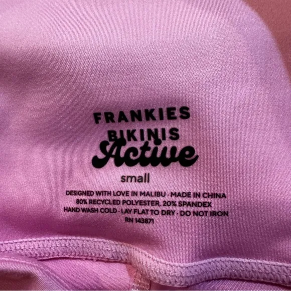 Frankie's Bikinis Pink Zippy Crop Top‎ Baby Tee Size Medium - Image 12