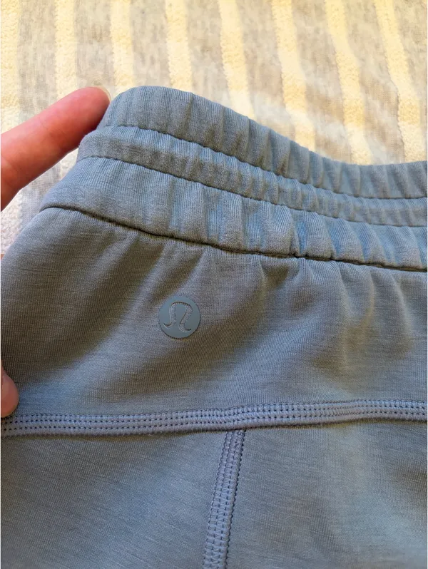 Lululemon Softstreme High-Rise Shorts - Image 5