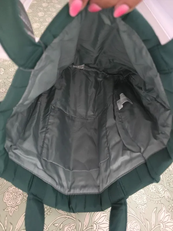 Starbucks Online Exclusive Quilted Green Carryall Tote - Image 9