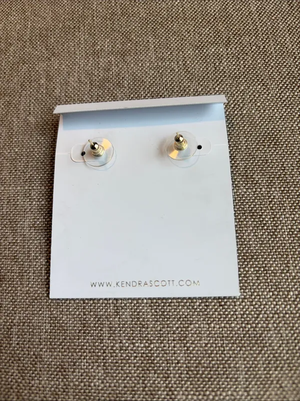 Kendra Scott Iridescent Heart Stud Earrings - gold Frame - Image 2