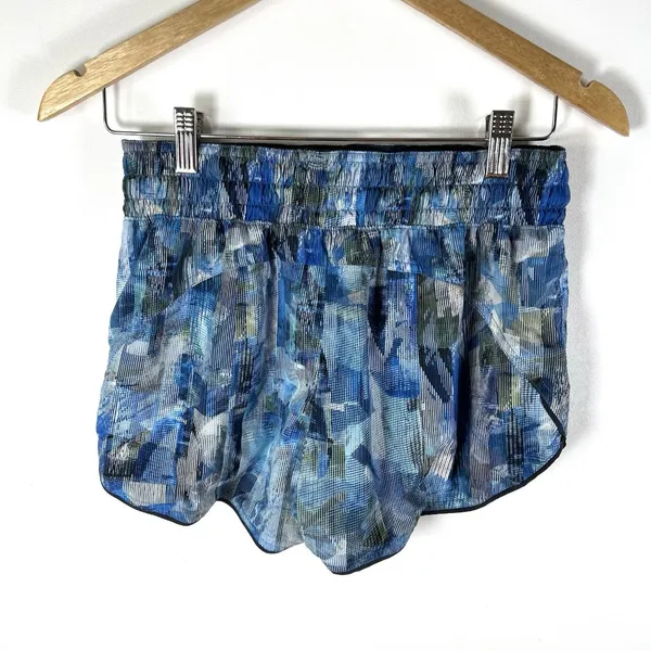 Lululemon Tracker Shorts Reversible Blue 4” Inseam Women’s Size 4 Choose A Side‎ - Image 4