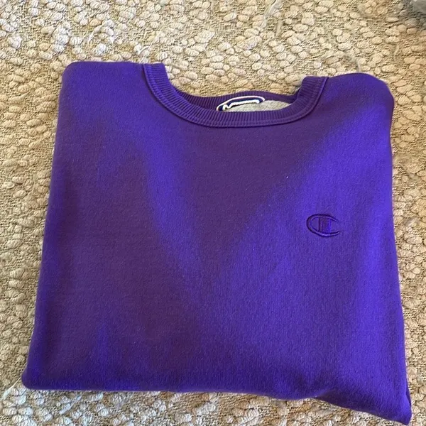 Champion Pullover Sweatshirt.‎ Size Medium. Purple Unisex - Image 4