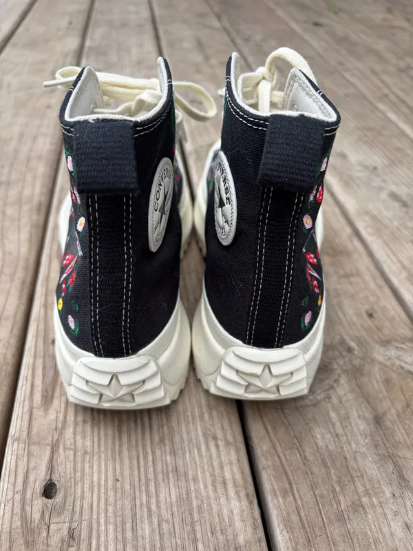 Converse Run Star Hike High Top Sneaker Black Embroidered - Image 3