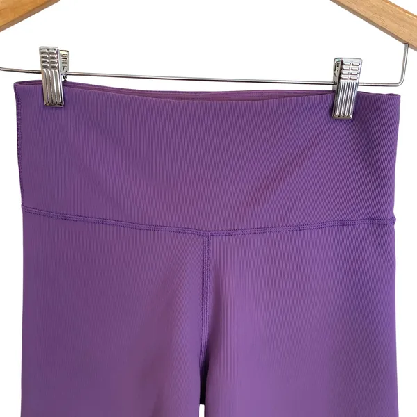 Aritzia TnAction Ribbed High-Rise 7" Biker Shorts in Breezy Purple Size Medium - Image 3