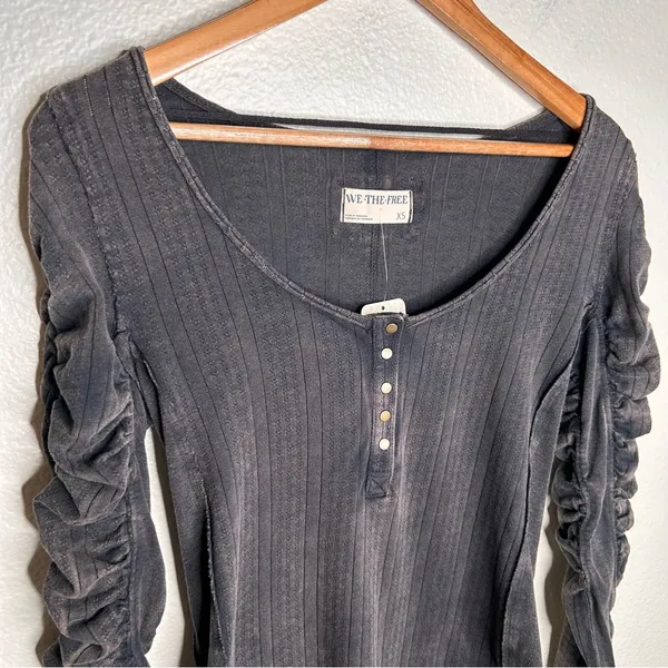 NWT We The Free - Free People Hope Henley Top extra small - Image 2