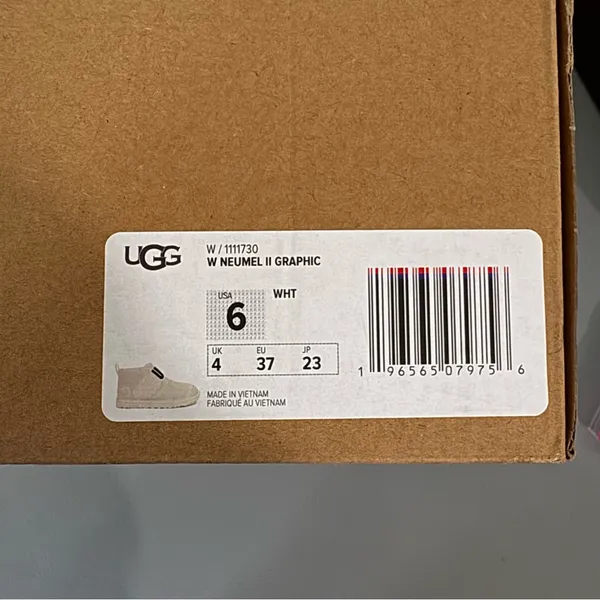 UGG White Neumel II Graphic Lined Ankle Boots With Box size 6 - Image 7