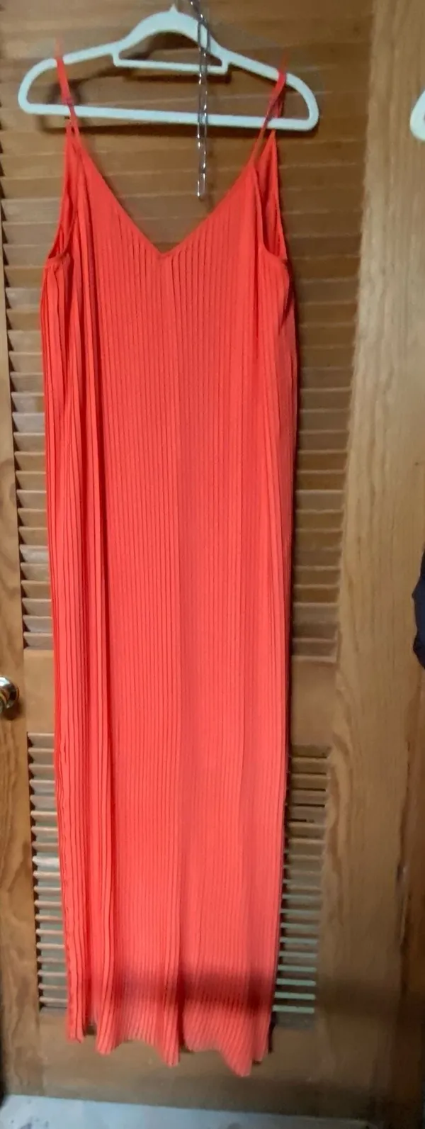 BCBGeneration Hot Coral Sleeveless V-Neck Dress NWT Women's Size L - Image 3