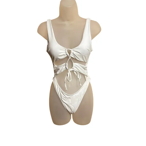 Be Wicked Super sexy white brand new with tags one piece bikini bathing suit szS - Image 3