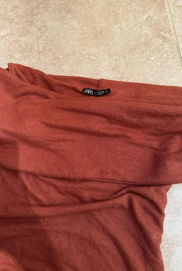 ZARA Off-The-Shoulder Top - Image 2