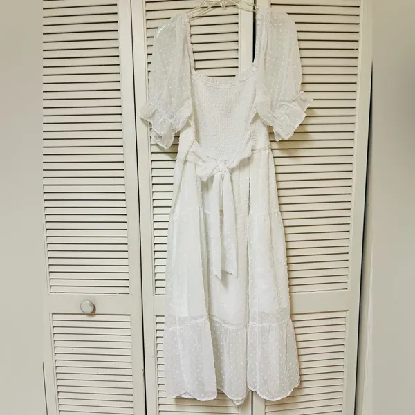 Merokeety Women’s White Smocked Maxi Dress - Size XL - VGUC - Image 2