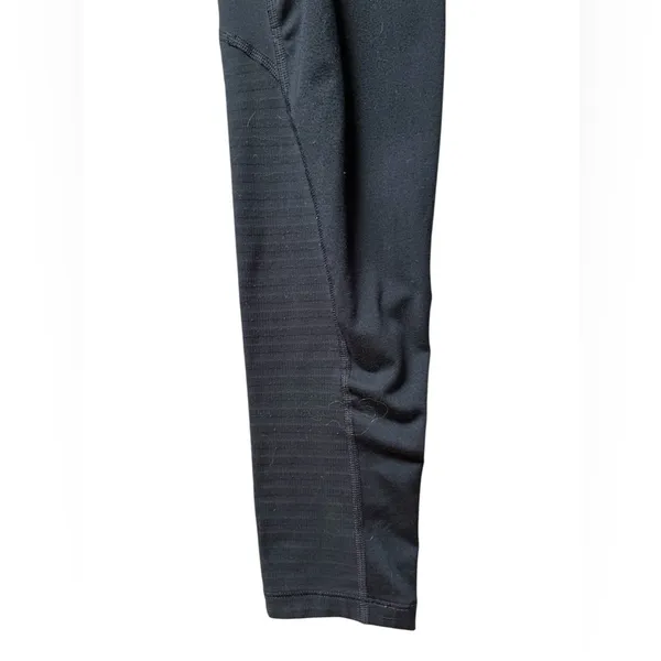NIKE DriFit University of Oregon Ducks Black Yoga Pants Athletic Leggings Small - Image 9