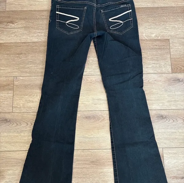 Seven7 Blue Flare Jeans - Image 5