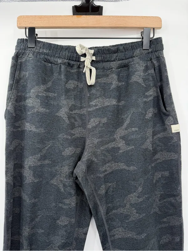 Vuori Performance Jogger Womens M Black Camo DreamKnit Athletic Pants - Image 5