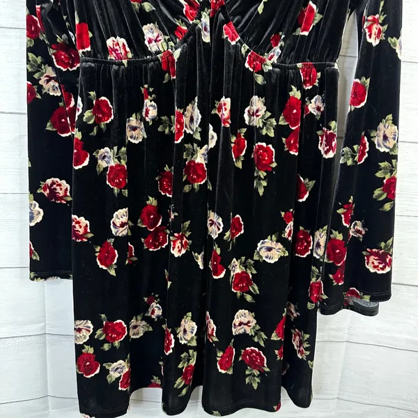 Lovesick Women L 0 Black Velvet Floral Plunge Dress Bell Sleeve Gothic Festival - Image 4