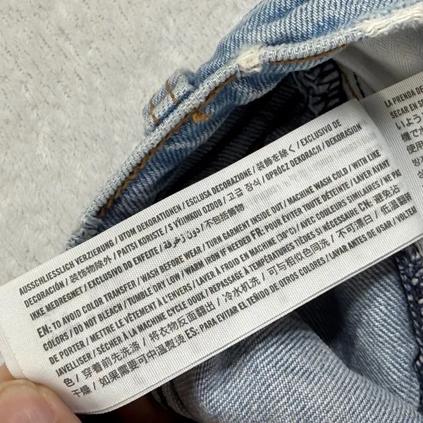 Abercrombie‎ & Fitch The Vintage Flare High Rise Light Wash Raw Hem Jeans 33 16R - Image 8
