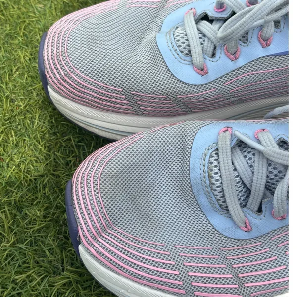 Skechers GOrun Max Cushioning Delta Womens 8.5 Blue Pink Running Shoes - Image 11