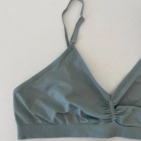 NWOT | Women’s blue gray thin stretchy non-padded buckled adjustable bra — XL‎ - Image 2