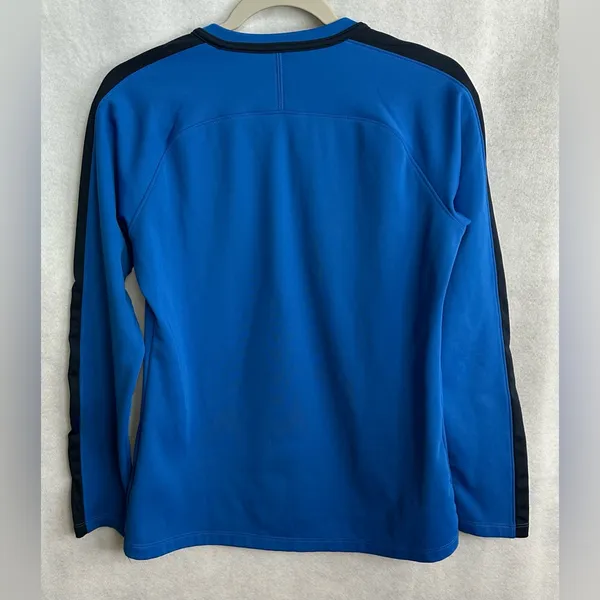Nike Women’s Blue Dri-Fit Pullover Top - Image 2