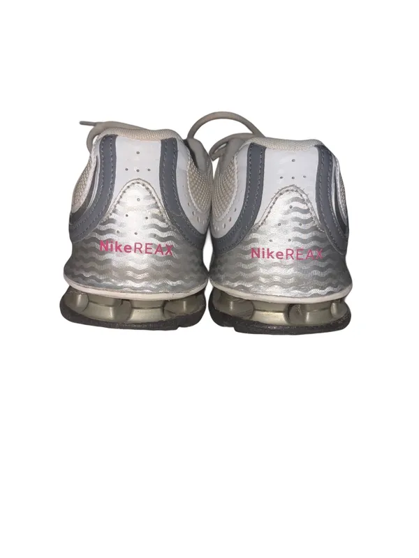 Nike Reax Women’s Run 5 Size 8 Sneakers - Image 5