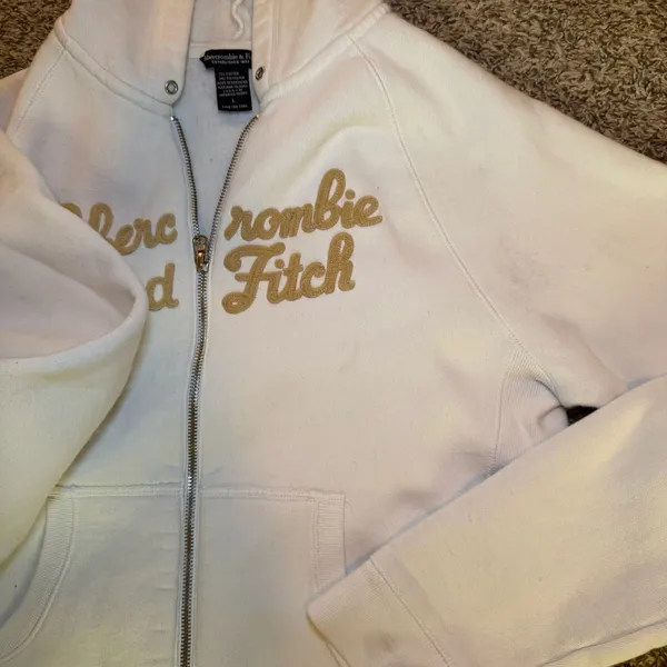 Vintage Abercrombie & Fitch Y2K White Full-Zip Hoodie with Gold Script Logo‎ - Image 11