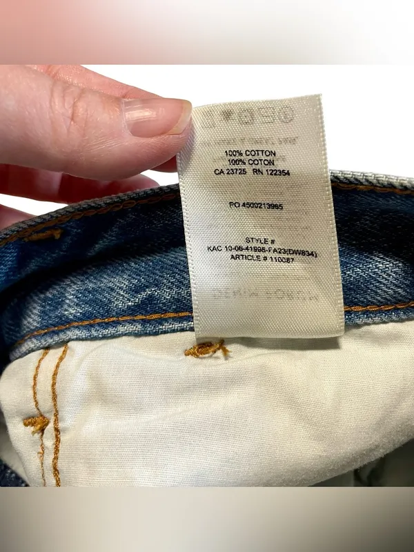 NWT Aritzia Denim Forum The 90’s Millie Hi-Rise Cargo Jeans Size 26W - Image 7
