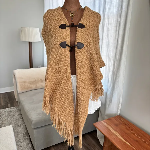 Classic Knit Poncho Cape Shawl‎ Tan with Hood Toggle Closure Fringe Hem One Size - Image 3
