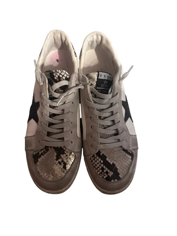 Vintage Havana Betsy White Leather Star Sneakers with Black Snakeprint Accents - Image 3