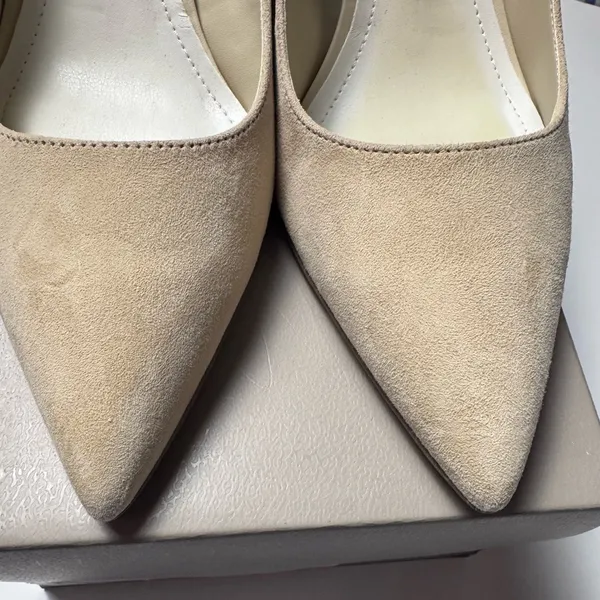 Franco Sarto Toya Suede Pumps Size 7.5, Chiffon Classic Beige Heels, Pointed Toe - Image 9