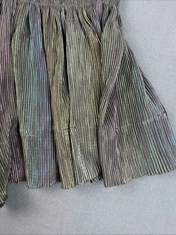 Queen of Sparkles Iridescent Pleated Swing Shorts Size: Medium - Image 5