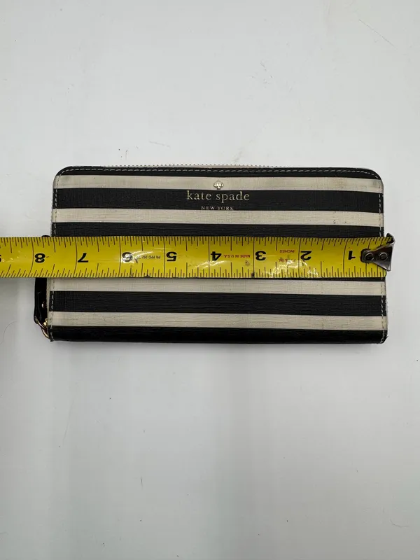 Kate Spade New York Cedar Street Stripe Lacey Zip Around Wallet Black Cream - Image 8