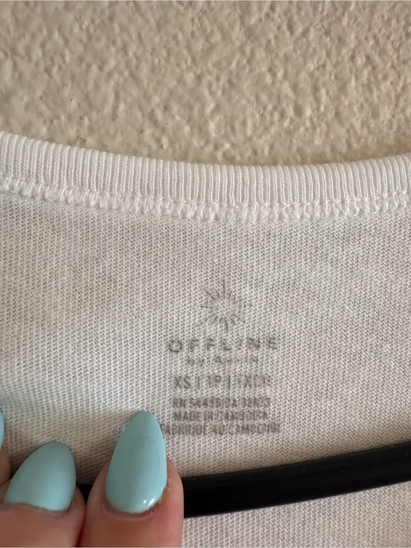 NWT White Graphic Crew Neck T-Shirt - Image 2