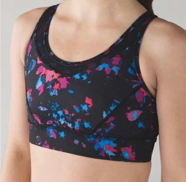 Lululemon Strap Lululemon Strap It Like Its Hot Bra It Like Its Hot Bra size 4 great condition - Image 3