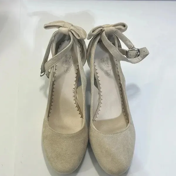 Women’s dress shoe size 8 - Image 11