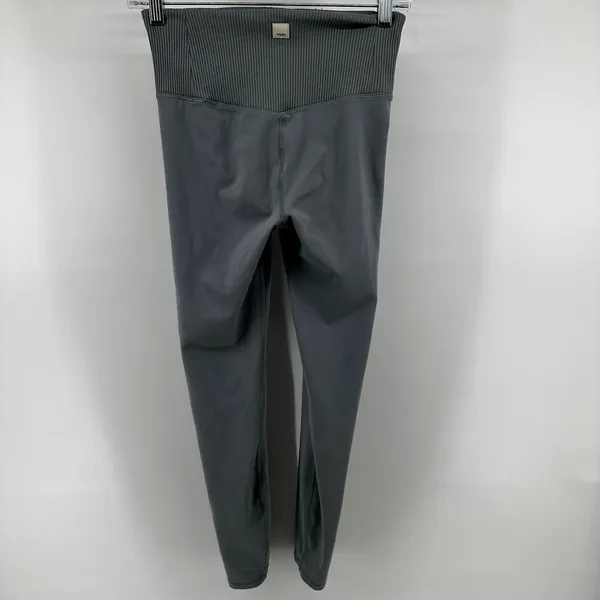 Vuori Rib Studio 7/8 Legging High Rise Moisture Wicking Stretch Yoga Gray Small - Image 5