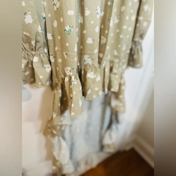 We Wore What NWT High Low Ruffle Floral Dress weworewhat Olive Size M $128 - Image 5