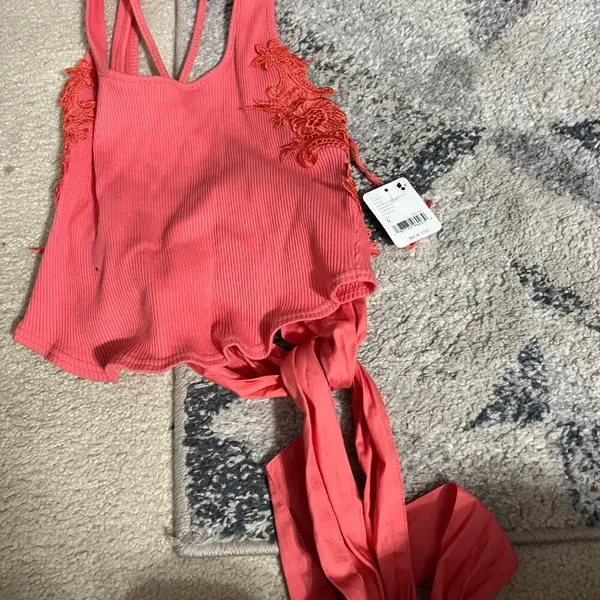 NWT‎ Free People radiant watermelon wrap style top small - Image 3