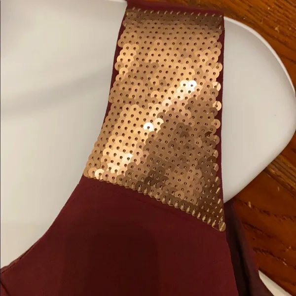 LOFT Blouse Women Burgundy Sequin Shoulder Bubble‎ Hem Medium - Image 3