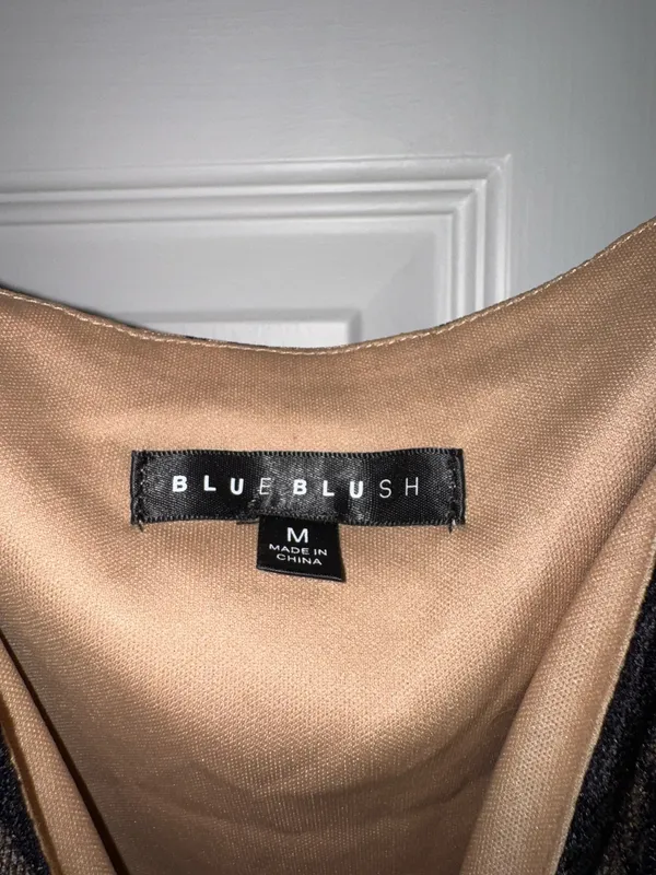 Boutique Dress - Image 5