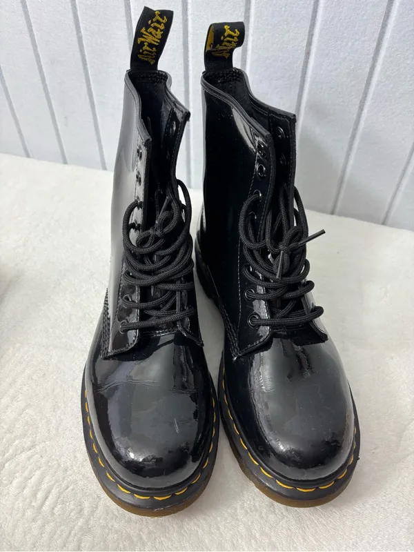 Dr. Martens 1460 Women's Black‎ Patent Leather Lace-Up Boot, Size 9 - Image 3