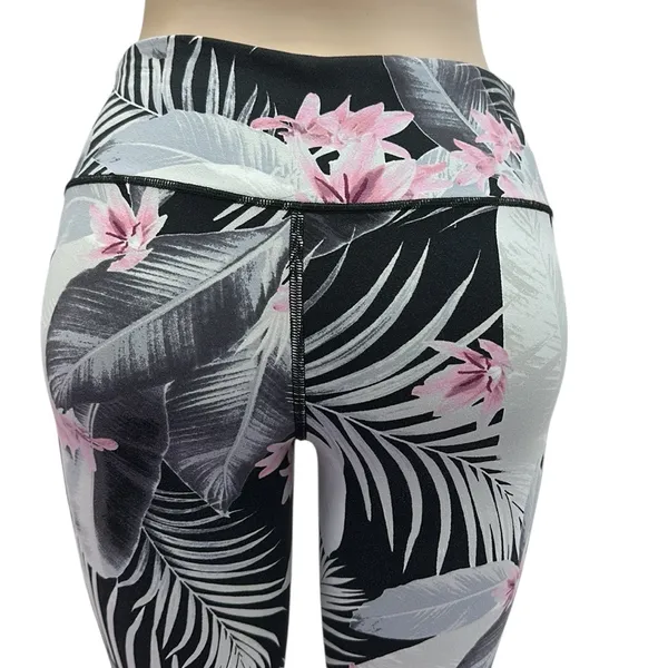 Victorias Secret Knockout Sport Crop Floral Print Leggings Womens Medium - Image 7