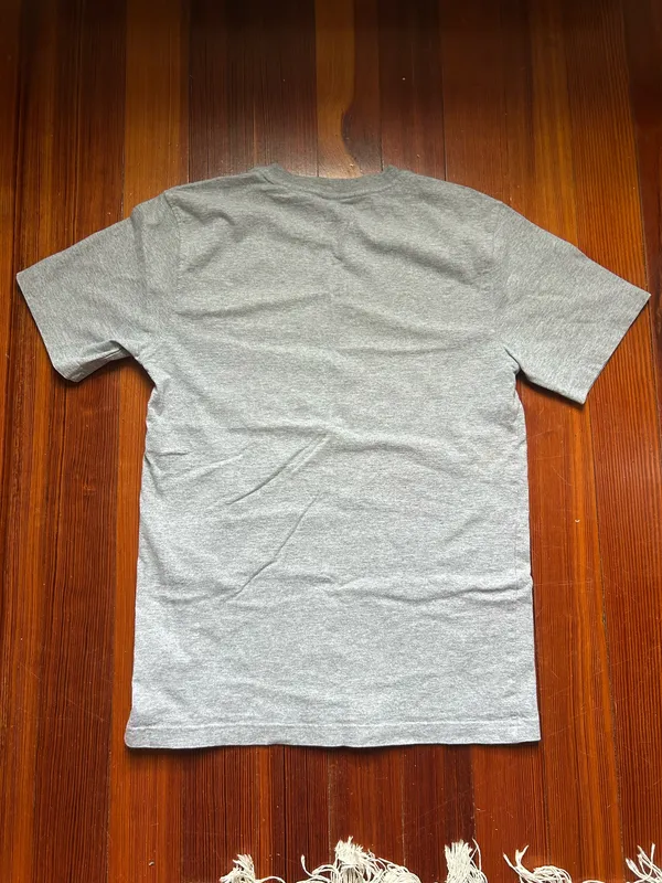 Carhartt Women’s Shirt - Image 3