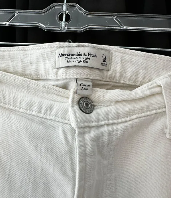 Abercrombie White Ankle Straight Ultra High Rise Jeans - Image 3