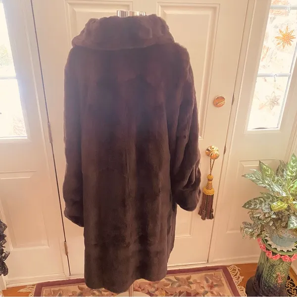 🌹Hp🌹Vintage Luxury Reversible Fur & Suede Long Coat - Image 6