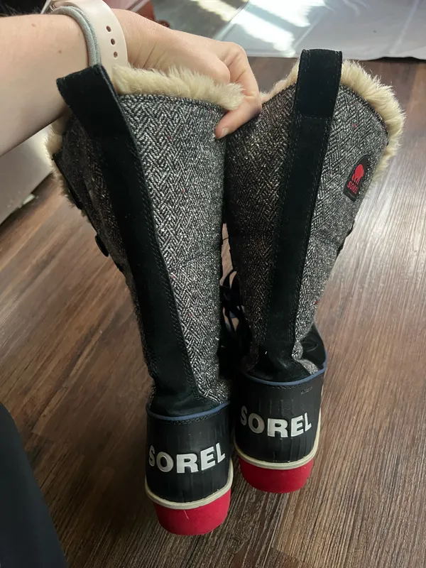 Sorel Boots Women’s 8.5 - Image 3