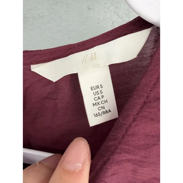 H&M Womens Dress Burgundy Tiered Pleated Sleeveless Midi Small - Image 4